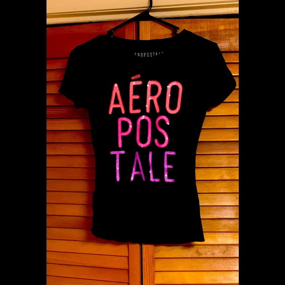 🌸 Aeropostale Medium Juniors Tee 🌸